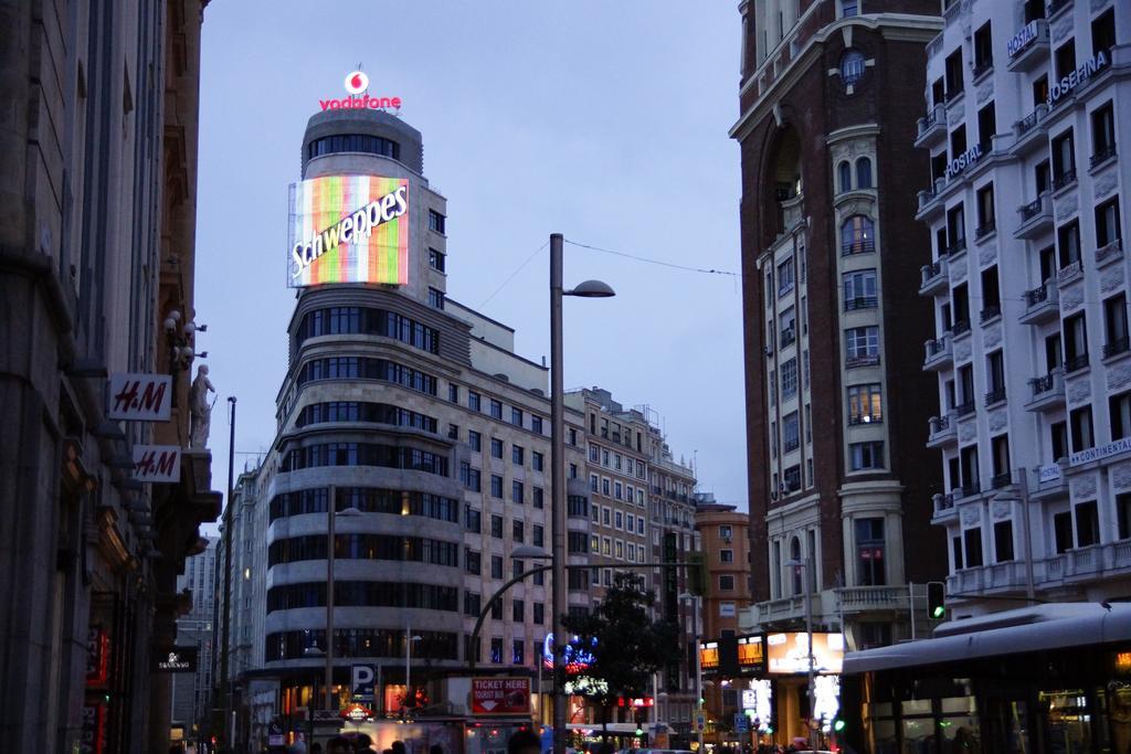 Hotel Los Condes Madrid Exterior foto